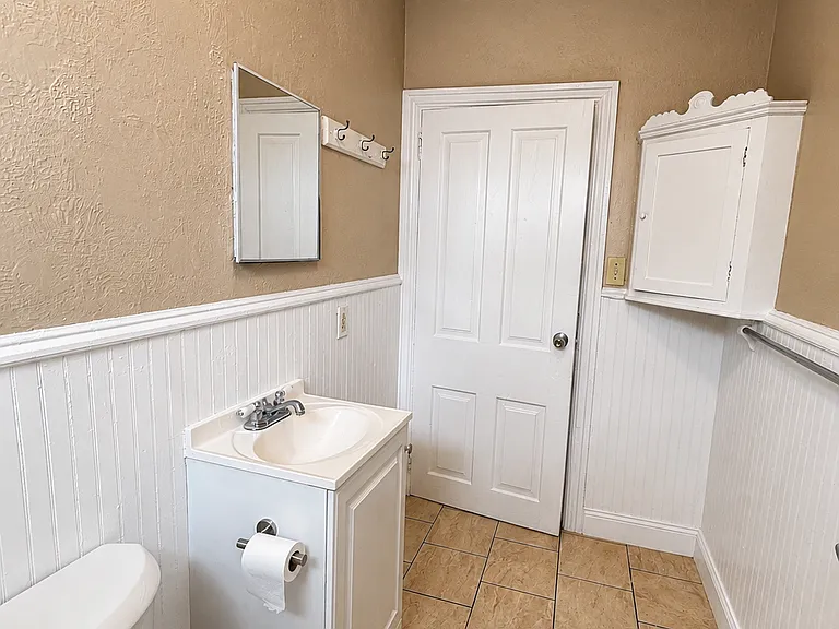 1213 Powell St #2 — Photo 5
