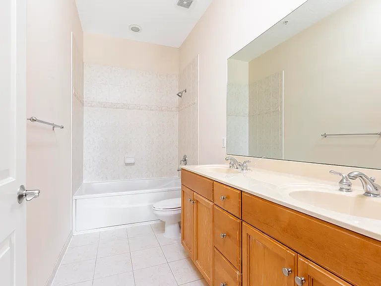 6807 Lakeside Cir N #102-1 — Photo 16