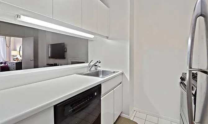 Rented by New York City Apartments | media 8