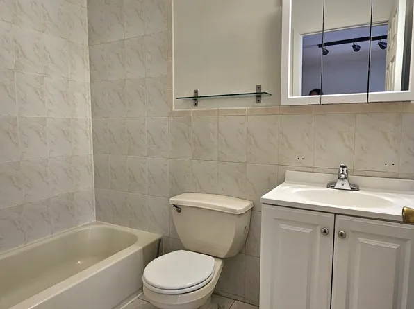 654 37th Street image 14 of 15