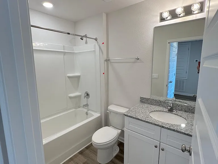 1736 Jakes Dr — Photo 12