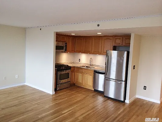 Rented by Prime Realty | media 17