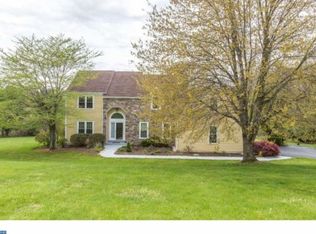453 S Saddlebrook Cir, Chester Springs, PA 19425