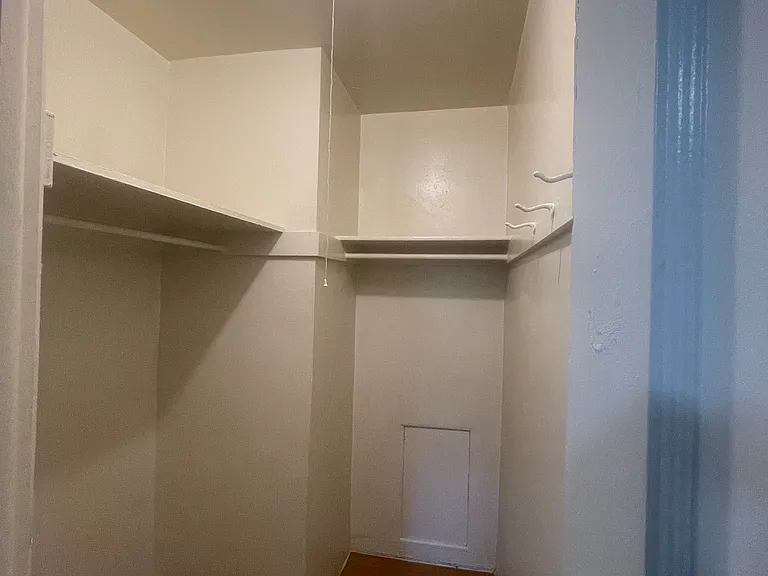 1440 Clinton St — Photo 15