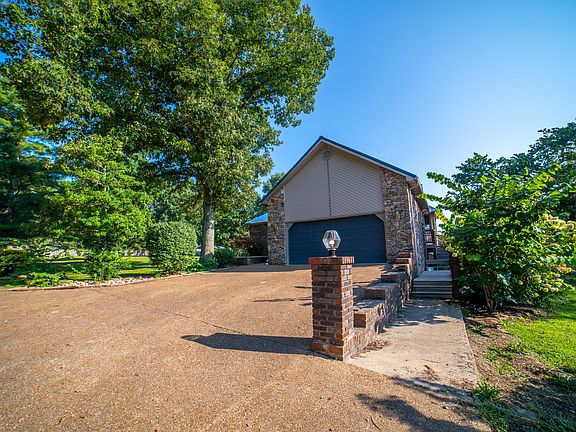 2nd image of 71 Creekway Dr