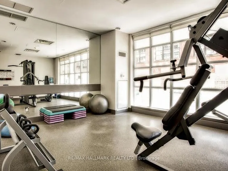 23 Brant St #310 — Photo 12