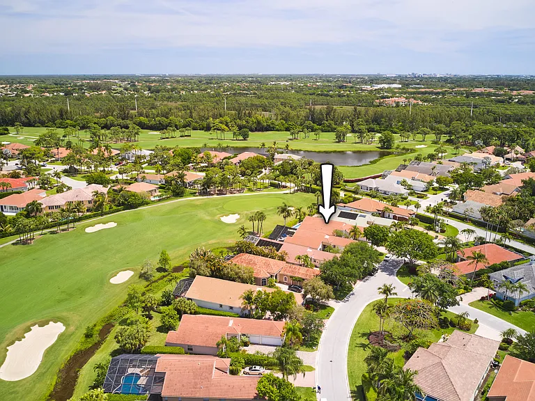 8282 Spyglass Dr — Photo 2