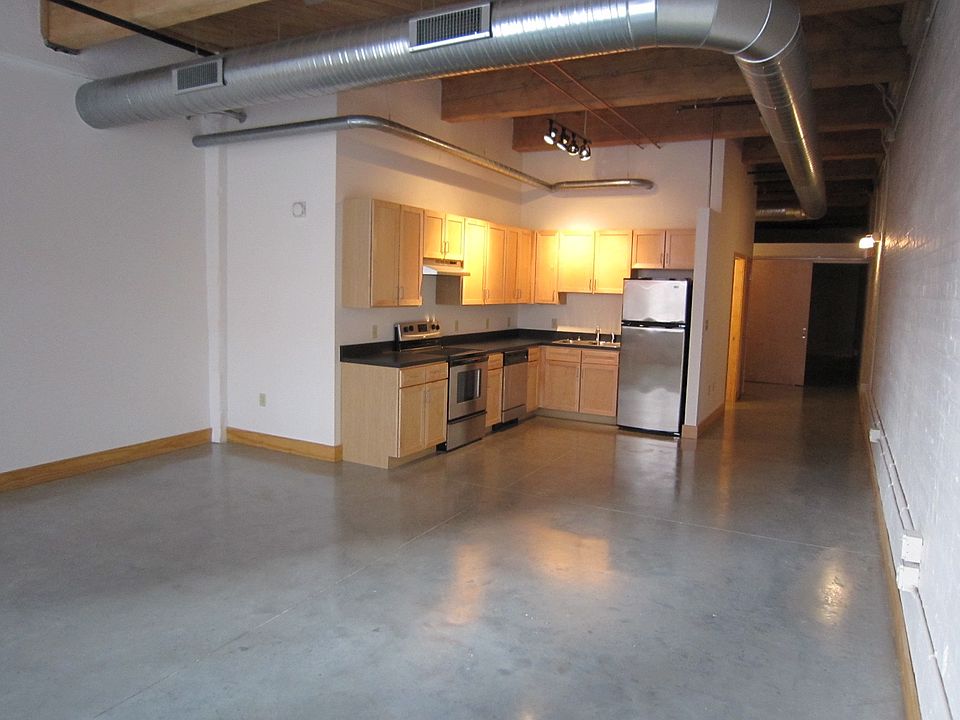 1st image of 1021 Washington Ave Unit 401