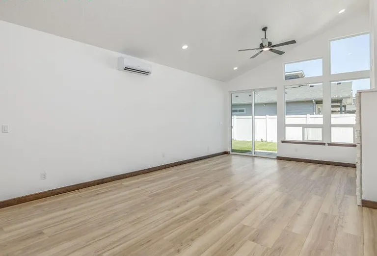 7847 N Mocha Loop — Photo 4