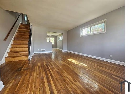 2nd image of 5202 Darien Rd #Sfh