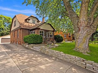 1651 Beaver Ave, Des Moines, IA 50310