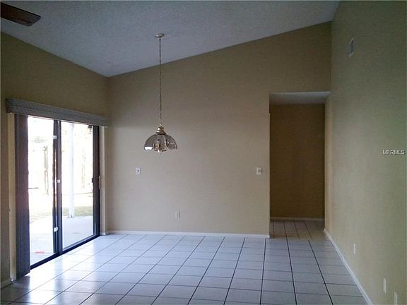 3rd image of 7852 Autumn Wood Dr
