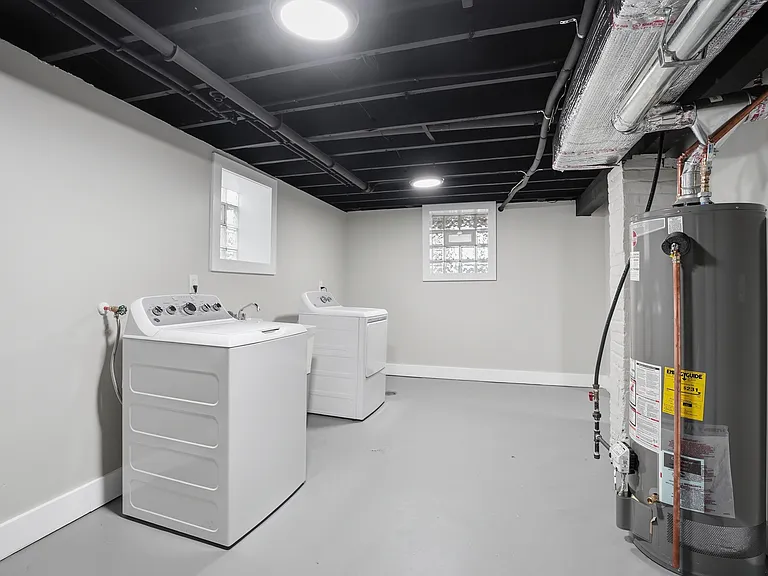 2037 Wespark Ave — Photo 17