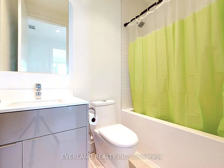 7 Grenville St #6105 — Photo 33