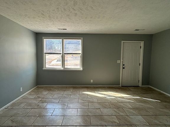 3rd image of 4135 S 27th St