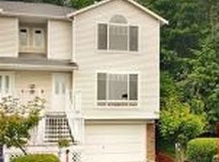 7214 134th Ct SE #E1, Newcastle, WA 98059