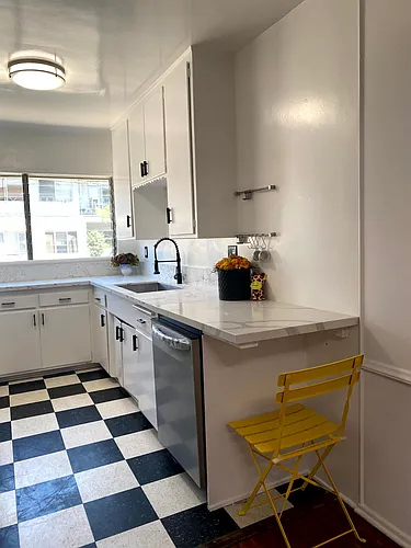 1169 N Curson Ave #7 Photo 1