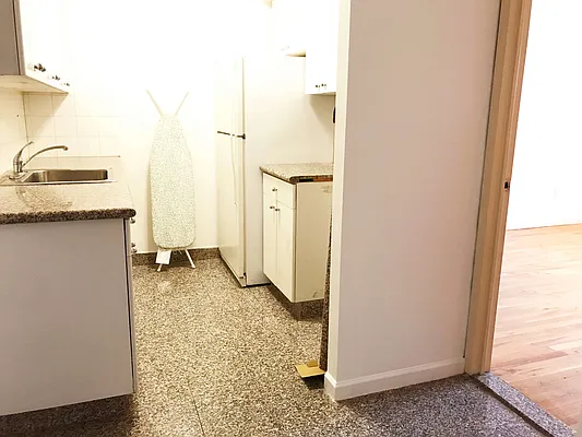 Rented by NY Space Finders Inc. | media 8