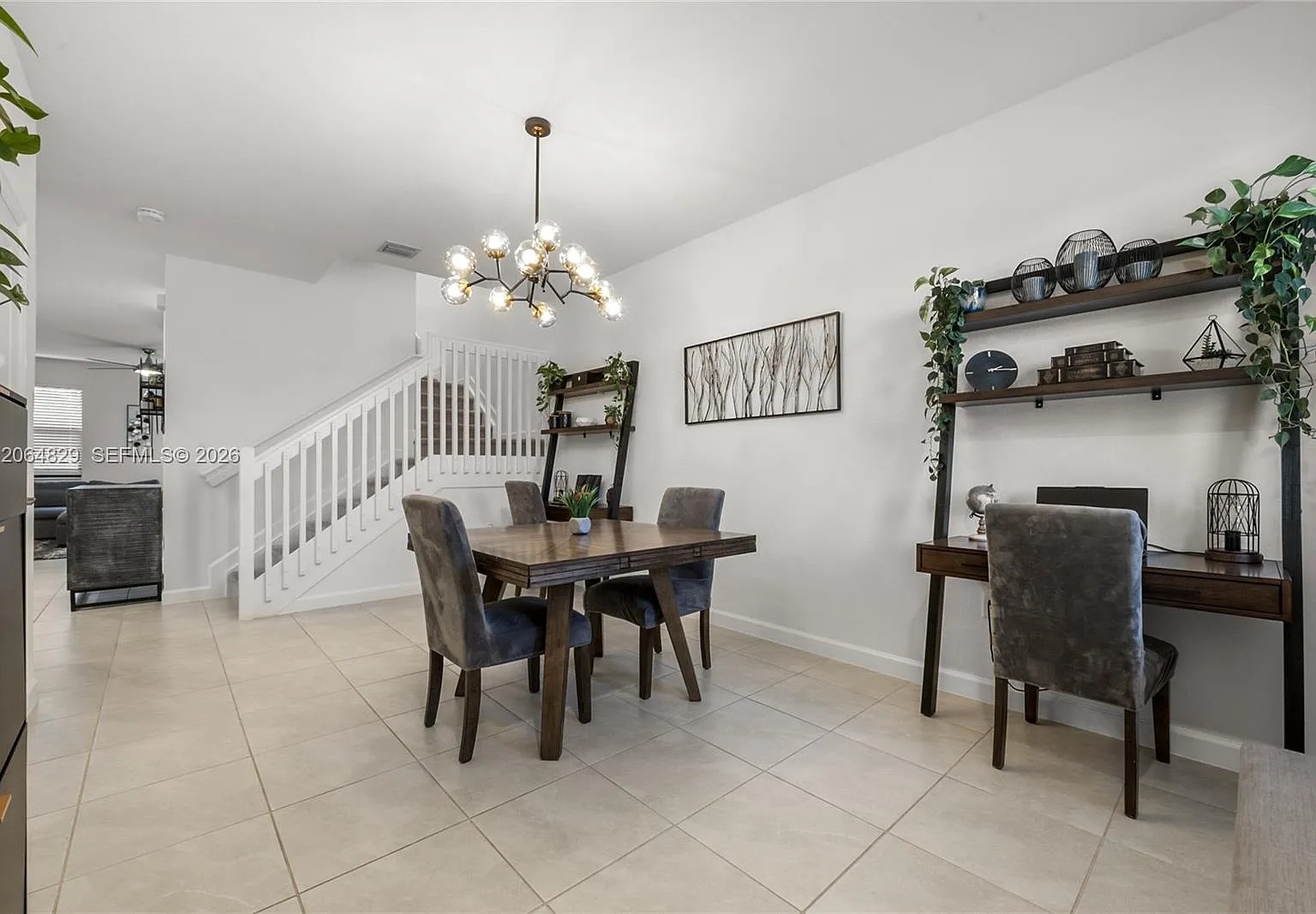 4 bed, 2.5 bath, 1820 sqft, $3,400 — Photo 4
