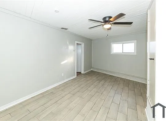 4602 Christie St — Photo 11