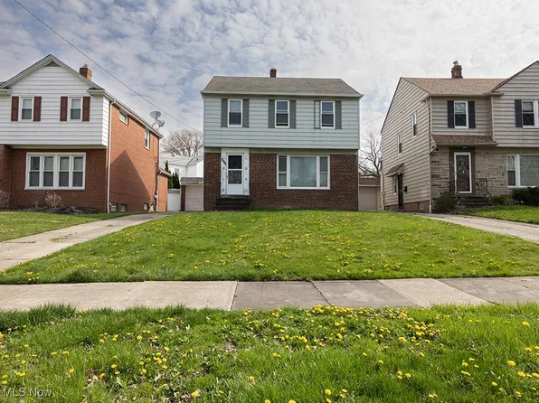3905 Washington Blvd, University Heights, OH 44118