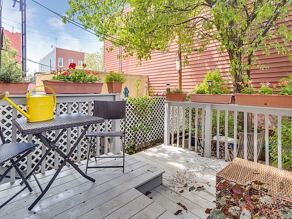 2nd image of 241A Nassau Ave