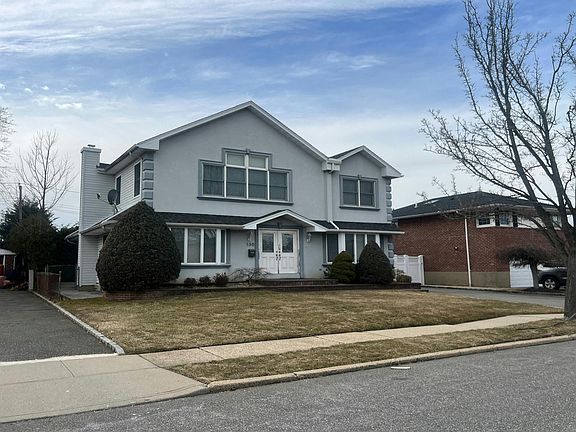 3rd image of 130 Ketchams Rd