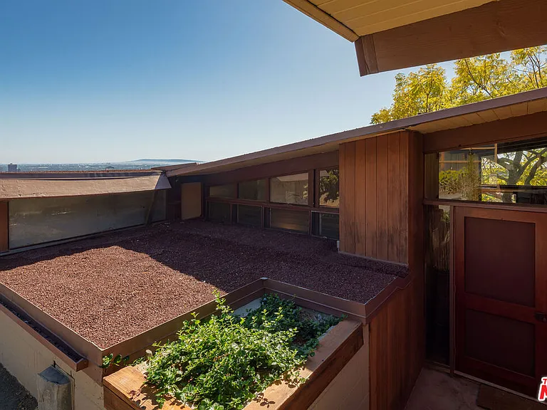 12421 Deerbrook Ln — Photo 5