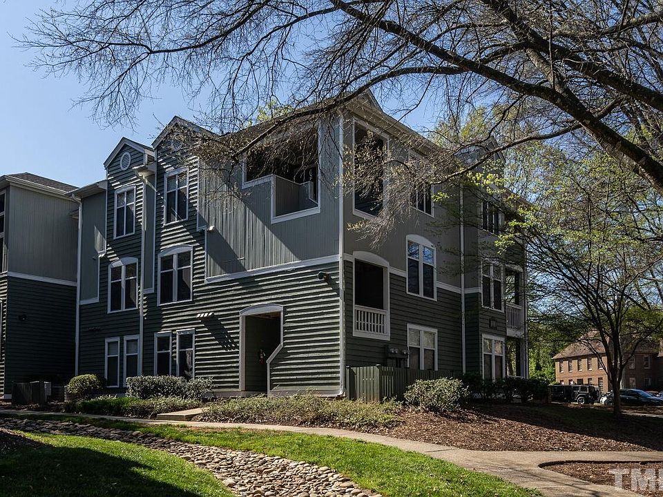 1st image of 1010 Nicholwood Dr APT 205