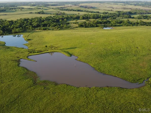 426550 E 250th Rd, Chelsea, OK 74016