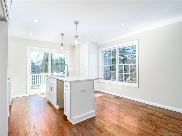 42 Plumtrees Rd #7, Bethel, CT 06801