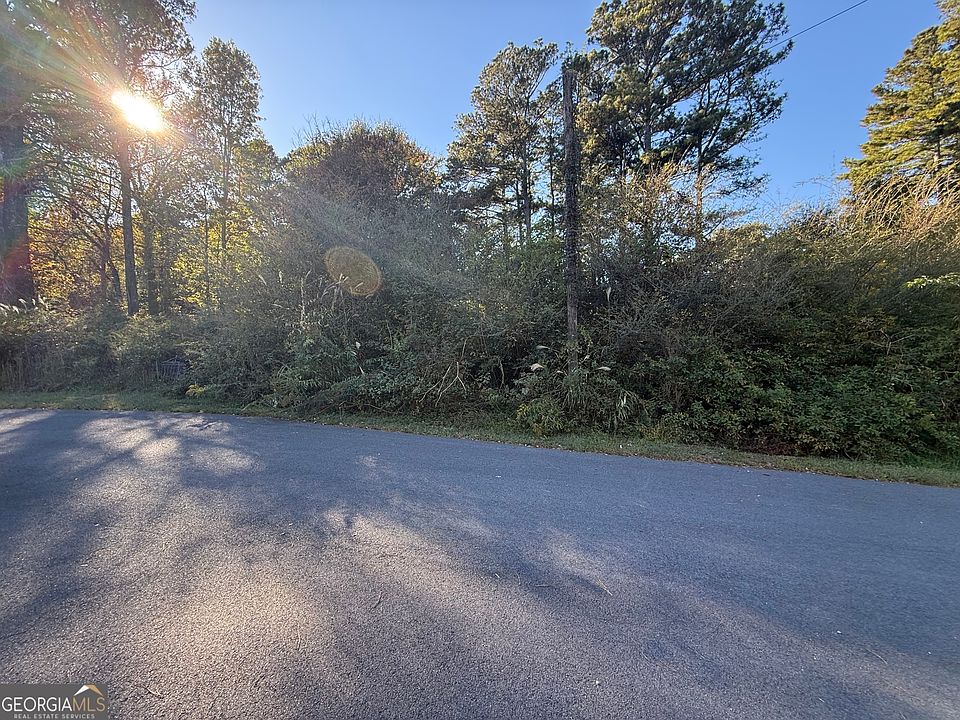 2nd image of 10 S Villa Rd