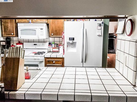 4th image of 3741 W Creek Dr