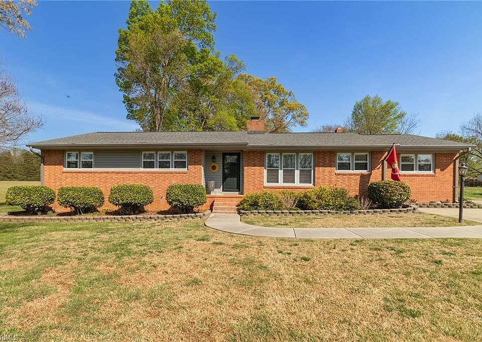 1st image of 603 Shamrock Rd