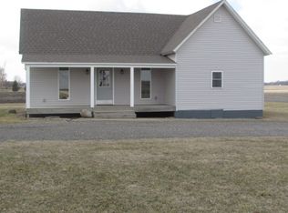 27419 Toboggan Ave, Hopedale, IL 61747