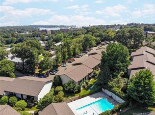 79 Courtland Ave APT 10, Stamford, CT