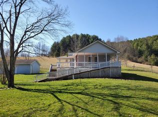 579 Glade Creek Rd, Danese, WV 25831