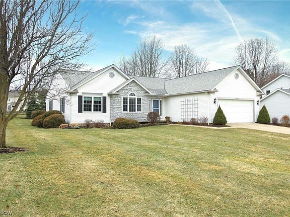 2nd image of 10076 Dayflower Dr