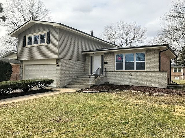 1st image of 17042 Prince Dr