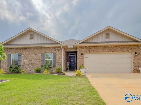 22744 Regent Dr, Athens, AL 35613
