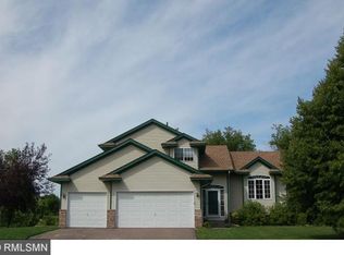 25746 Goldfinch Ave, Wyoming, MN 55092