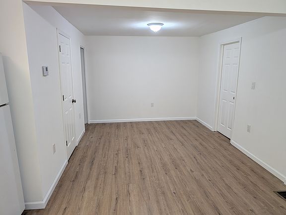 3rd image of 309 Grand Ave #1