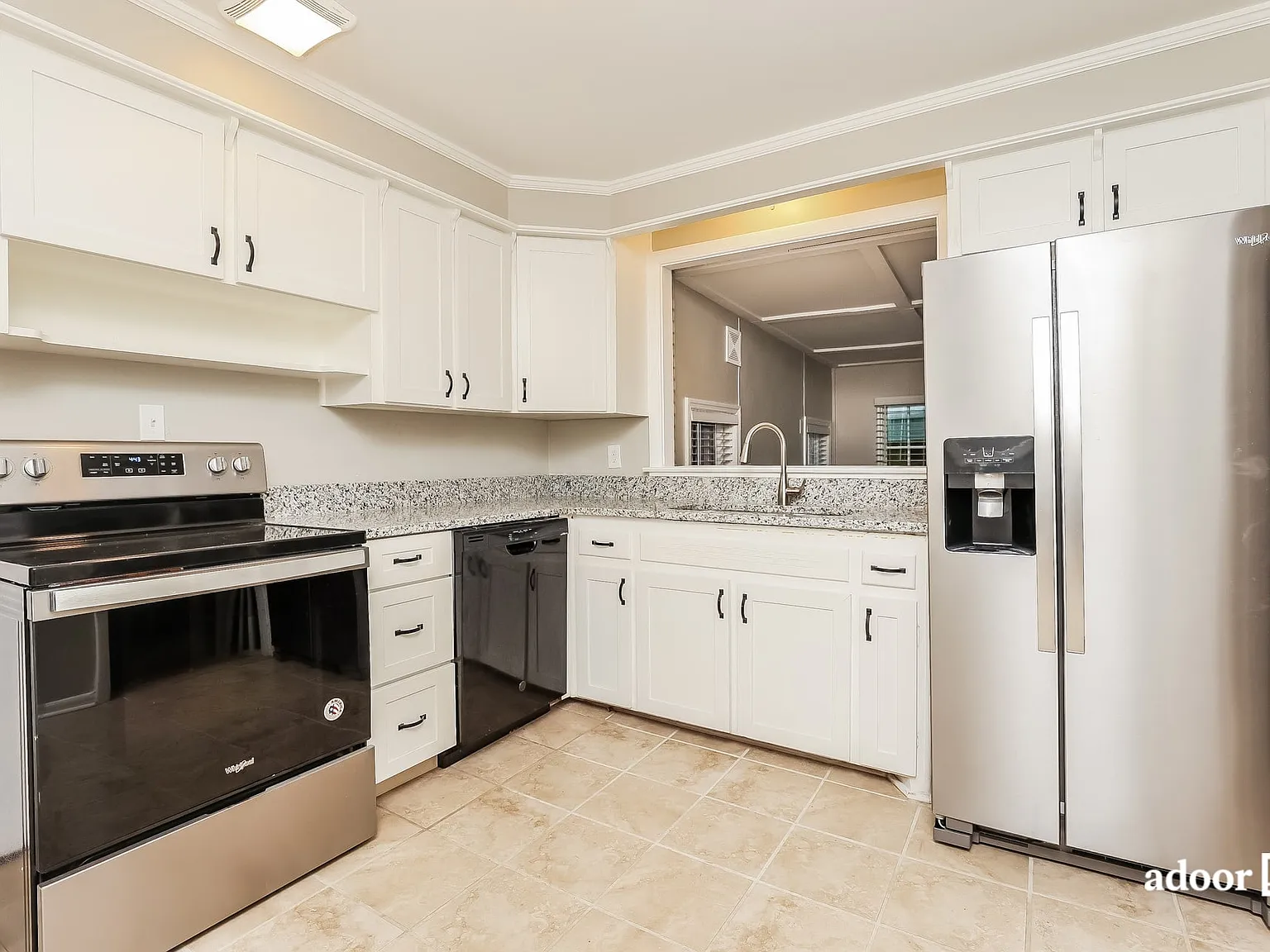 3 bed, 1.5 bath, 1604 sqft, $2,245 — Photo 3