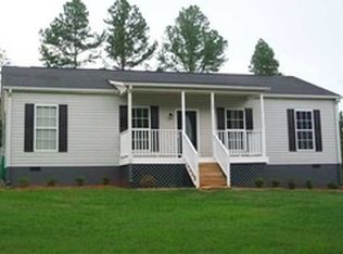 125 Shanel Dr, Woodruff, SC 29388