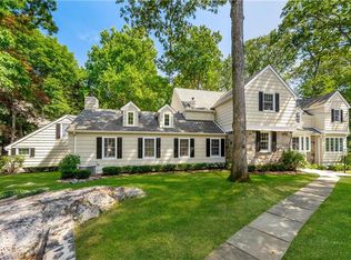 11 Glendale Rd, Harrison, NY 10528