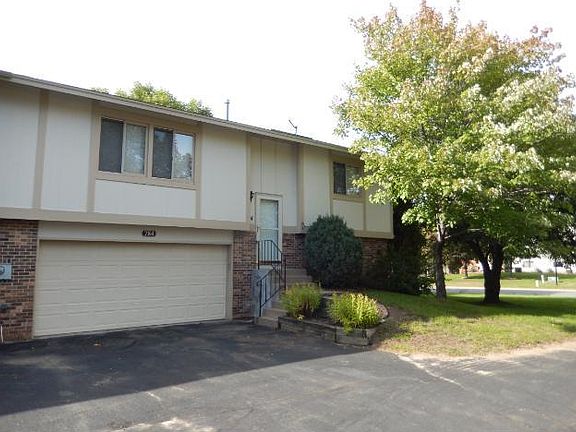 2nd image of 784 125th Ln NE
