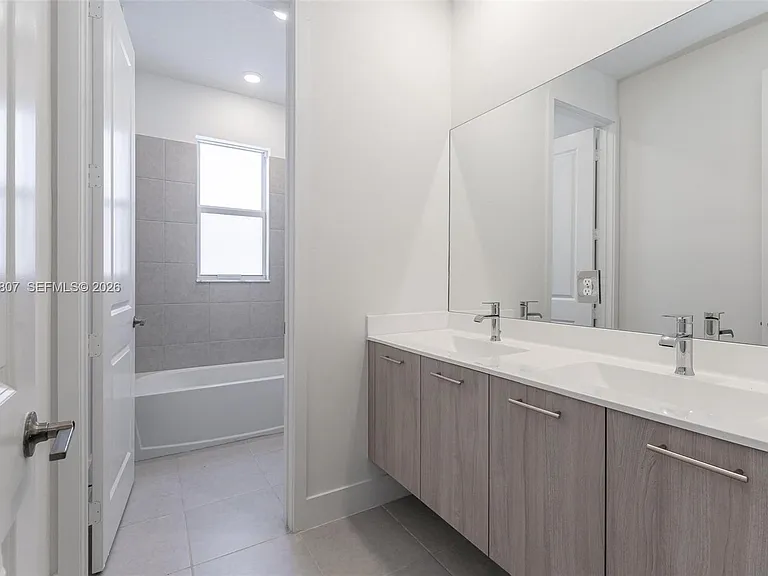 12259 SW 43rd St — Photo 13