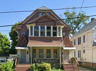 1777 Catalpa Rd, Cleveland, OH 44112