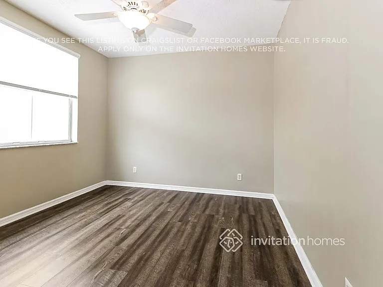 4304 Main St — Photo 15