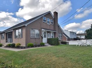 305 7th Ave APT 3, Bethlehem, PA 18018